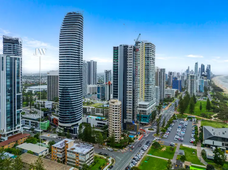 2/8 Elizabeth Avenue, Broadbeach QLD 4218