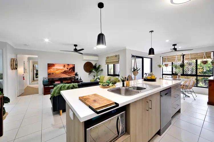 Seventh view of Homely house listing, 28 Chantelle Circuit, Coral Cove QLD 4670