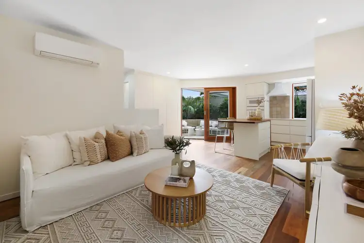 35/172 Barrier Reef Drive, Mermaid Waters QLD 4218