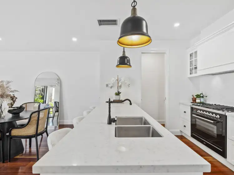 1/340 Cavendish, Coorparoo QLD 4151