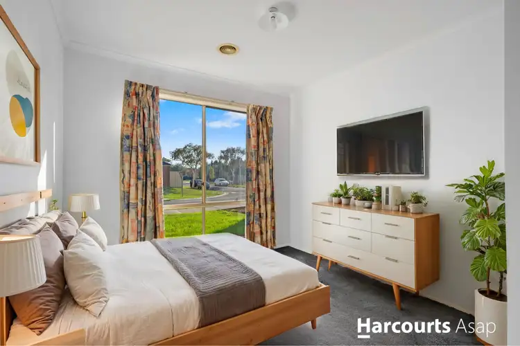 Fifth view of Homely house listing, 3 Bewley Way, Berwick VIC 3806