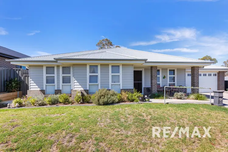 13 Cuttle Court, Junee NSW 2663