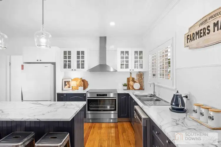 11 Bernecker Street, Warwick QLD 4370