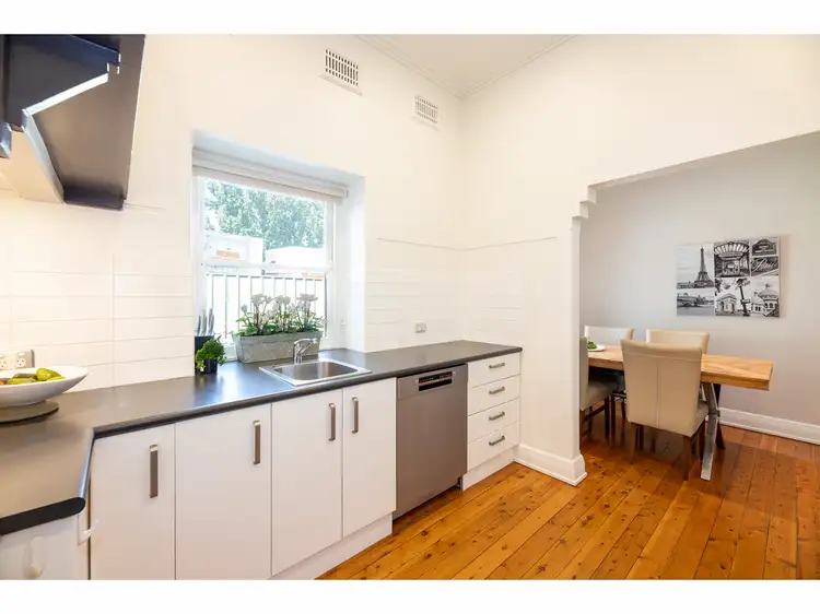 Fifth view of Homely unit listing, 1 472-474 Guinea Street, Albury NSW 2640