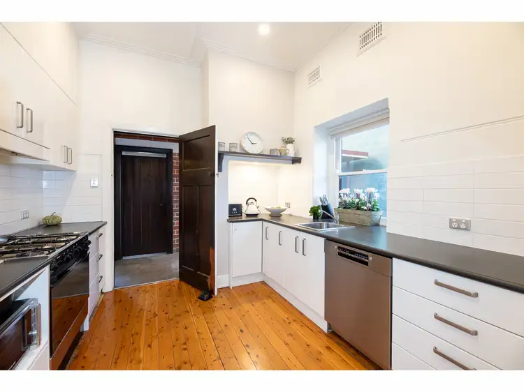 Sixth view of Homely unit listing, 1 472-474 Guinea Street, Albury NSW 2640