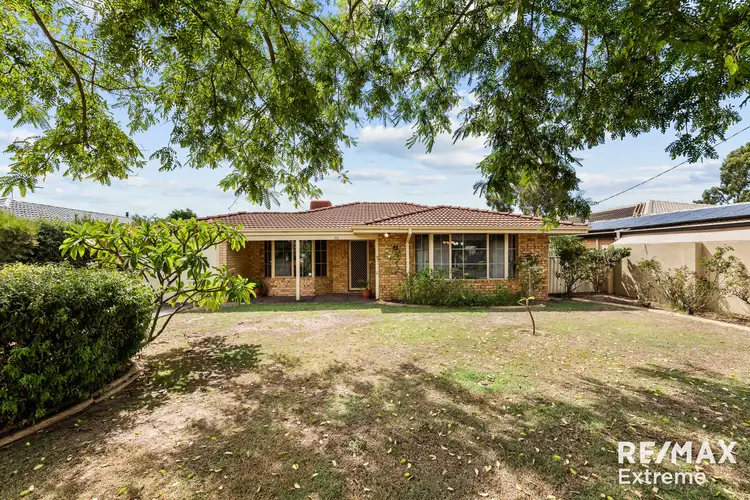 13 Gledhill Way, Wilson WA 6107