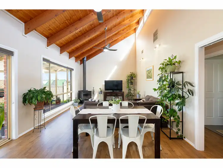 Fifth view of Homely house listing, 3 Dirru Court, Springdale Heights NSW 2641