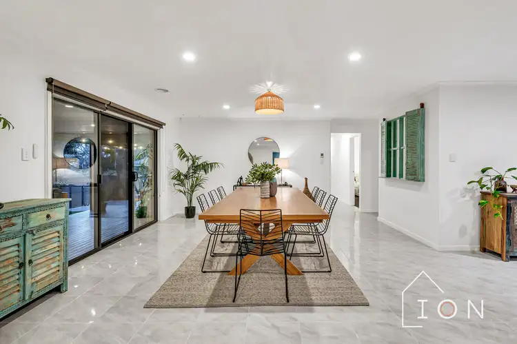 Fifth view of Homely house listing, 2 Ferndown Drive, Cranbourne VIC 3977