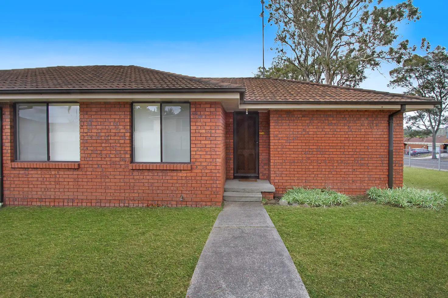 Main view of Homely villa listing, 2/12 Horsley Drive, Horsley NSW 2530