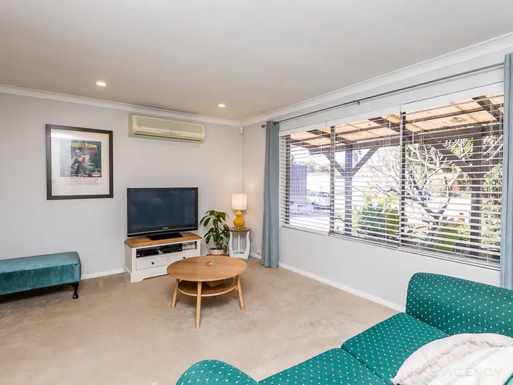 Second view of Homely house listing, 3 Nerita Place, Heathridge WA 6027