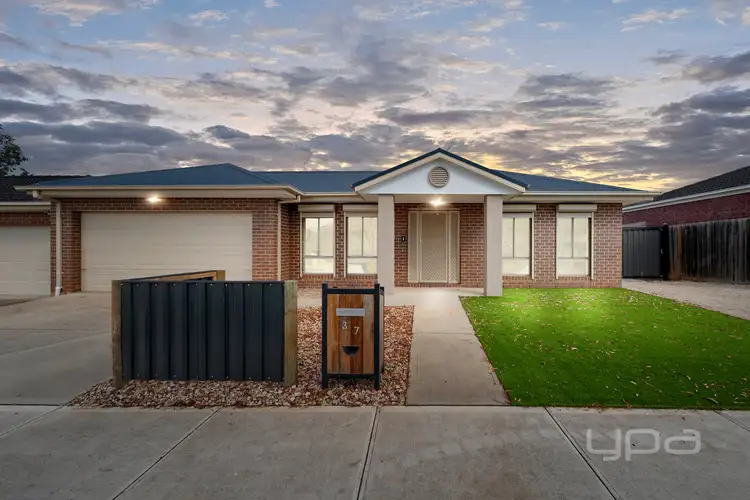 37 Skipton Street, Kurunjang VIC 3337