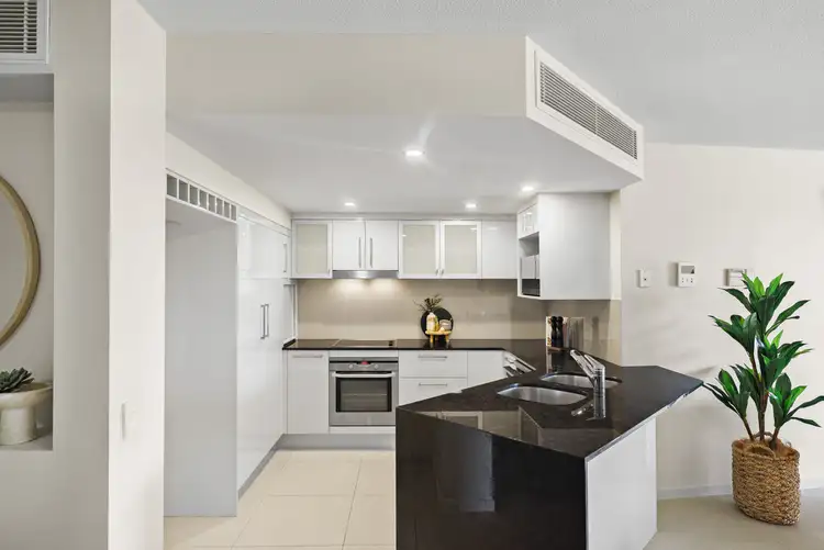 Fourth view of Homely unit listing, 3/39-45 Kingsford Smith Parade, Maroochydore QLD 4558