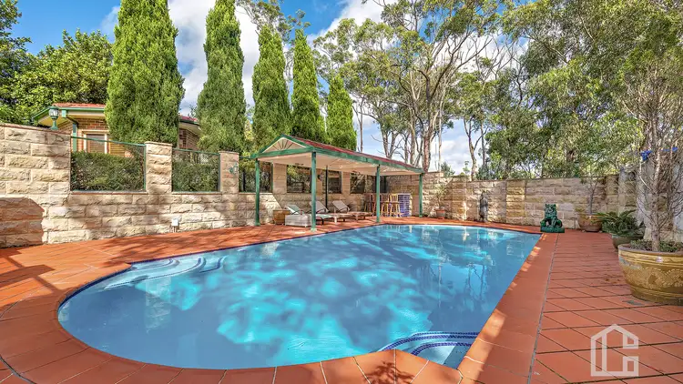 77 Burns Road, Springwood NSW 2777