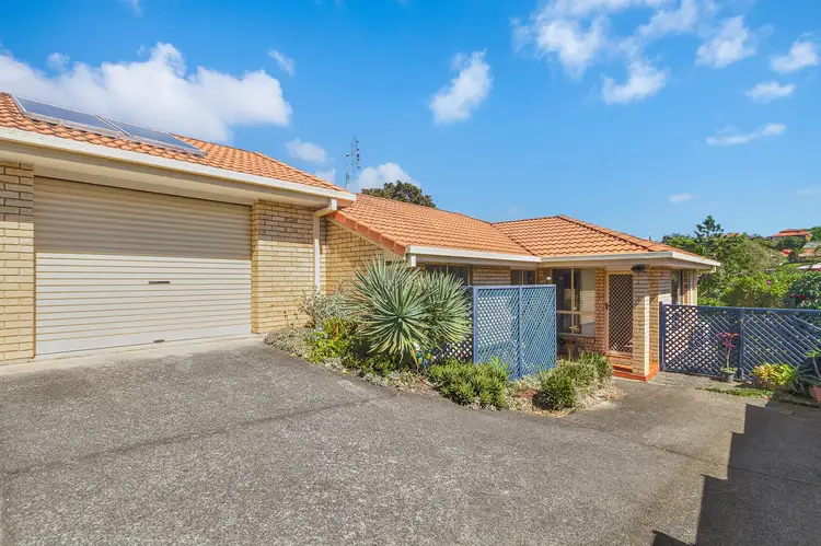 Second view of Homely semi-detached listing, 2/11 Tralee Drive, Banora Point NSW 2486