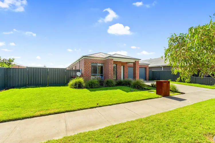 Second view of Homely house listing, 3 Bronzewing Grove, Sale VIC 3850
