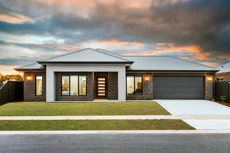 15 Centra Drive, Sale VIC 3850