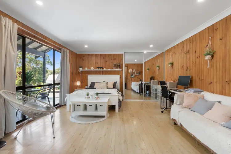 Fifth view of Homely house listing, 4 Lakala Avenue, Springfield NSW 2250