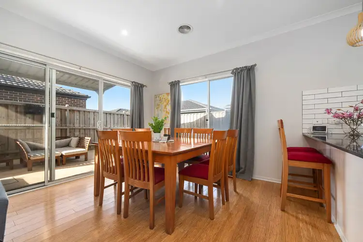 Fifth view of Homely house listing, 32 Remus Circuit, Cranbourne West VIC 3977