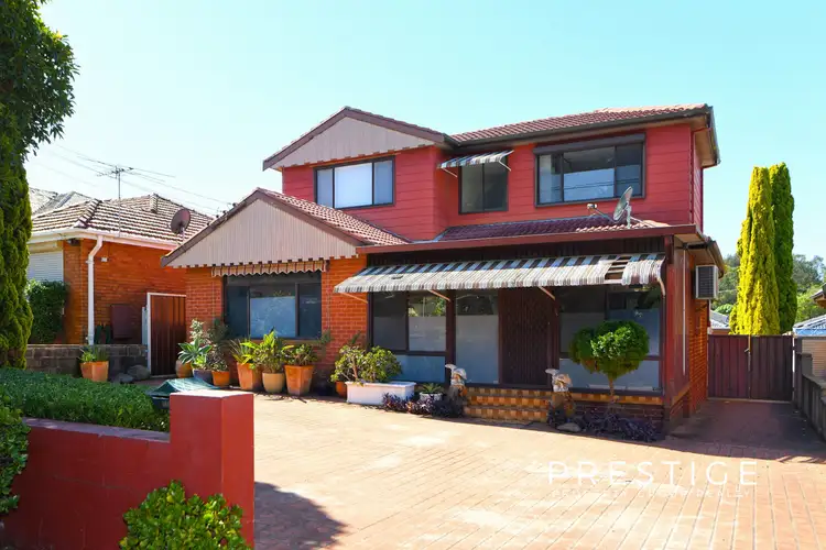 136 west Botany, Arncliffe NSW 2205