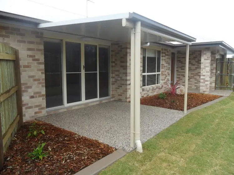 2 Martini Street, Mount Lofty QLD 4350