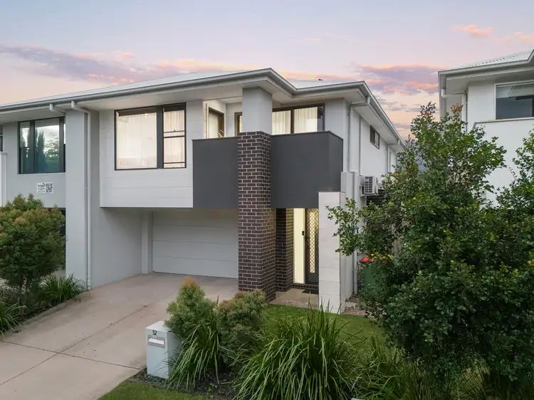 32 Dubai Circuit, Spring Mountain QLD 4300