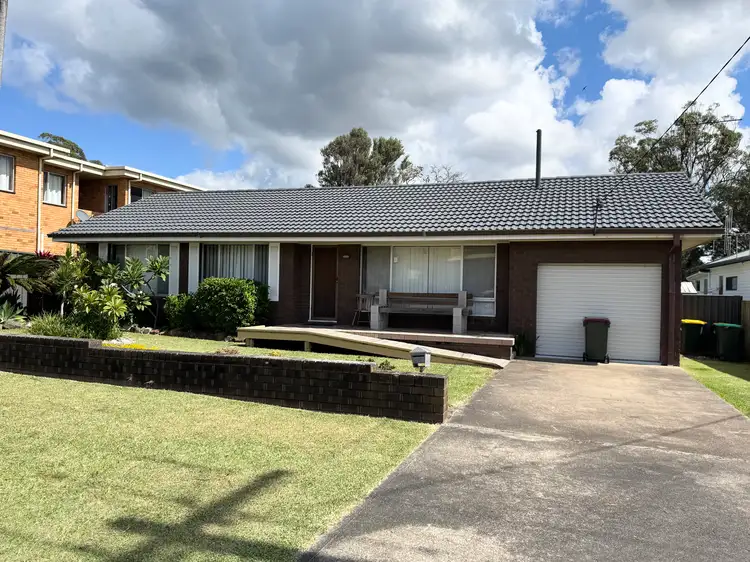 1 Sheppard Street, Old Bar NSW 2430