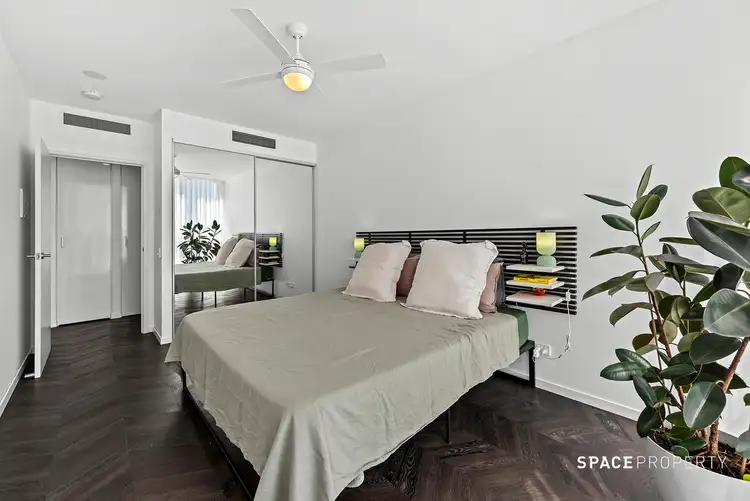 Sixth view of Homely apartment listing, 1404/977 Ann Street, Fortitude Valley QLD 4006
