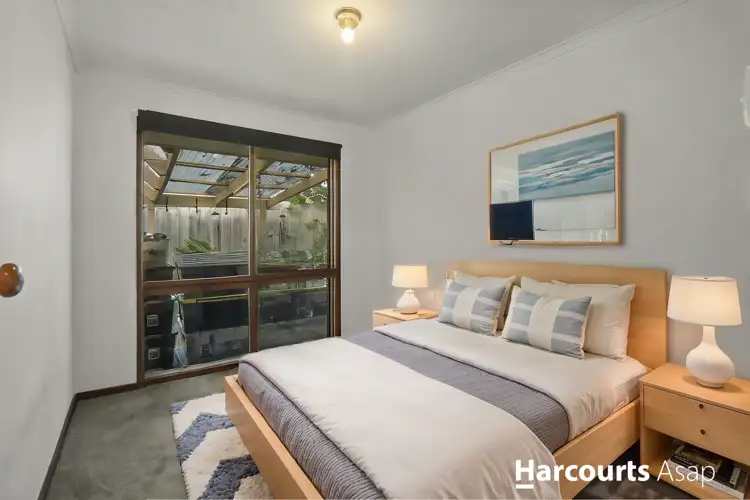 Fifth view of Homely house listing, 3 Headingly Court, Endeavour Hills VIC 3802