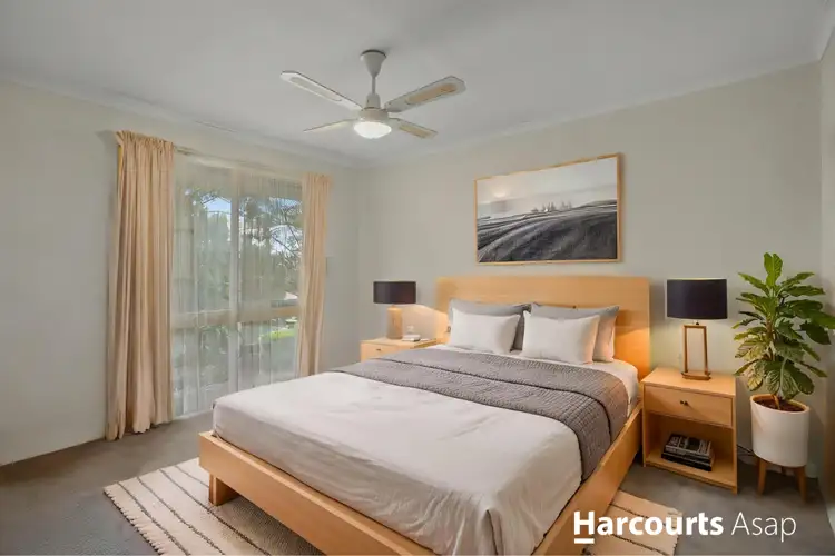 Sixth view of Homely house listing, 3 Headingly Court, Endeavour Hills VIC 3802