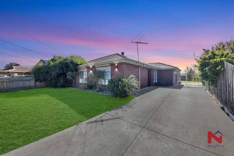 8 Sanderling Street, Werribee VIC 3030