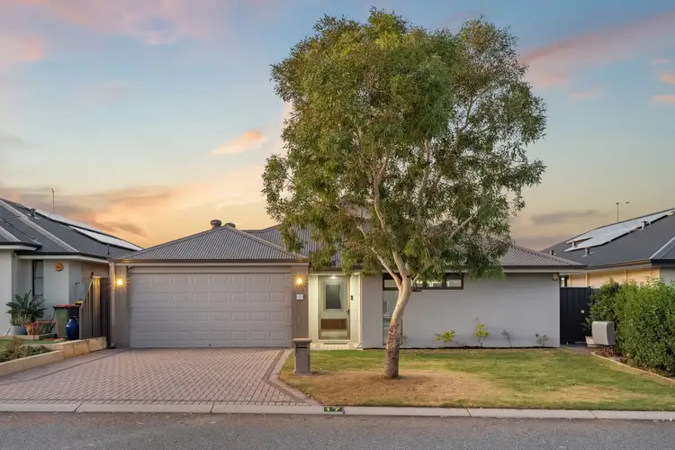 17 Pakooma Street, Banksia Grove WA 6031