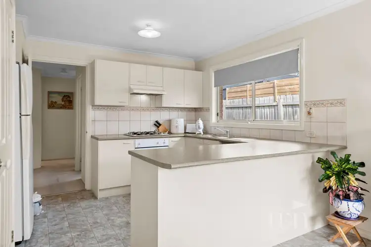 Sixth view of Homely unit listing, 2/9 Warrindale Close, Langwarrin VIC 3910
