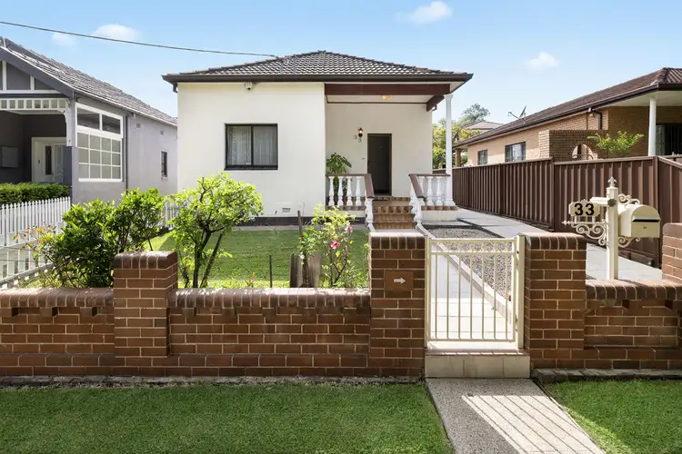33 Third Avenue, Campsie NSW 2194
