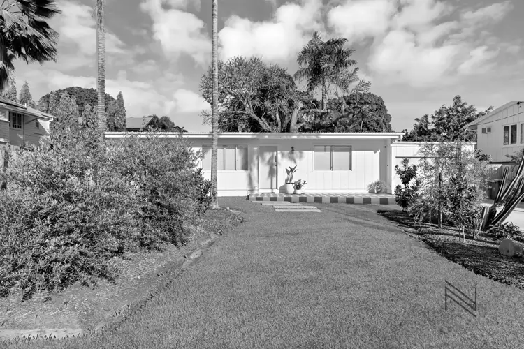 10 Ernest Street, West End QLD 4810