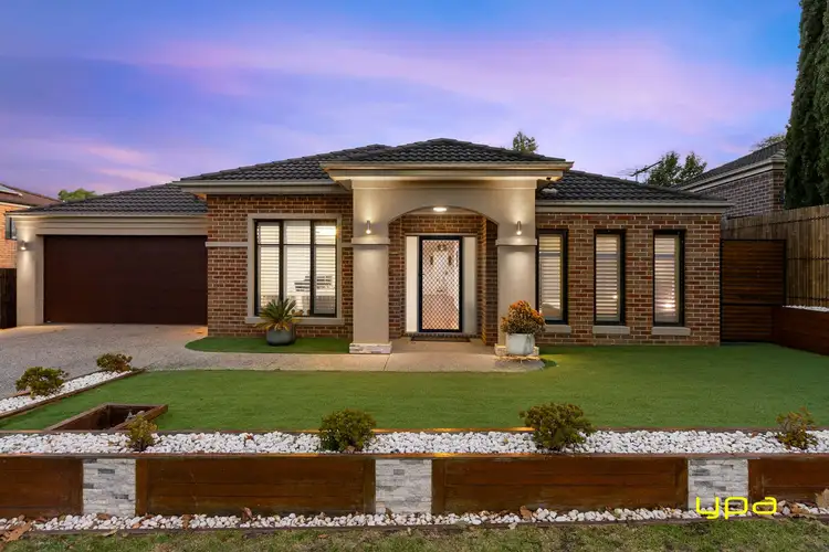 Second view of Homely house listing, 2 Trafalgar Court, Narre Warren South VIC 3805