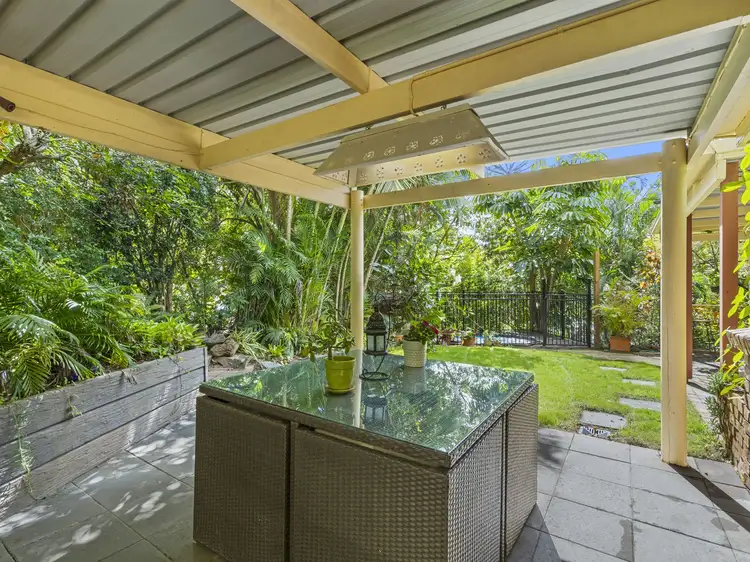 4 Atoll Court