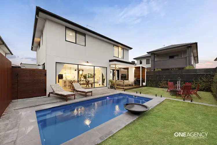 16 Seabird Drive