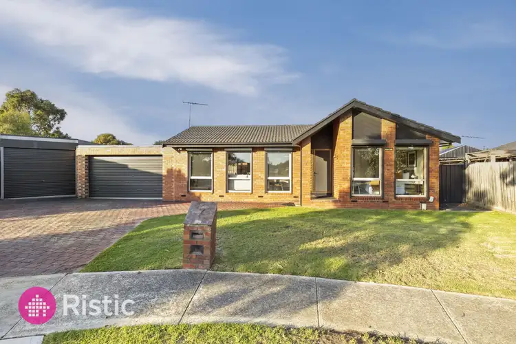 7 Wallace Place, Mill Park VIC 3082