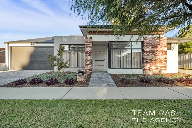 16A Colin Road