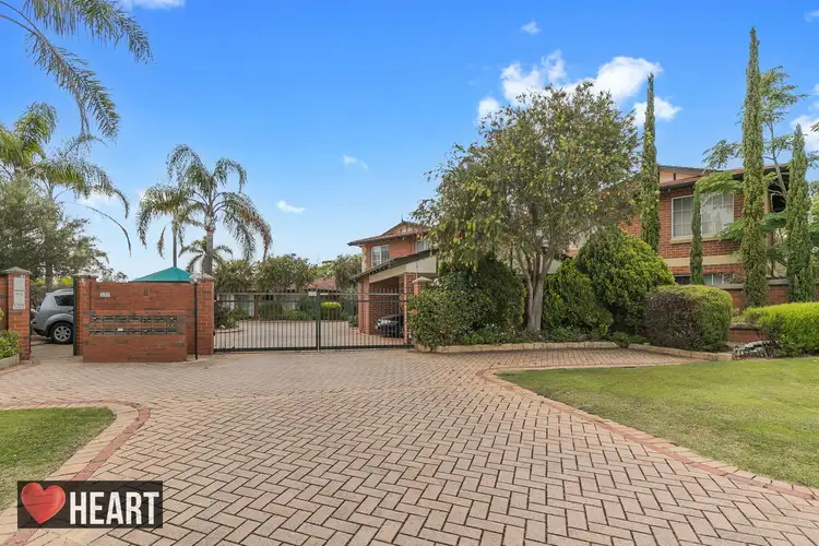 2/6 Paddington Court, Bibra Lake WA 6163