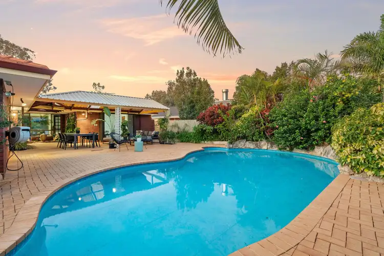6 Hartington Way, Carine WA 6020