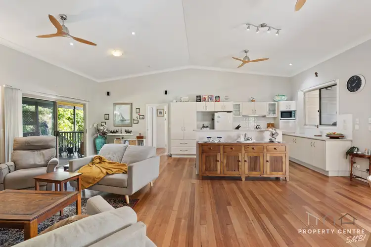 128 Wahine Drive, Russell Island QLD 4184