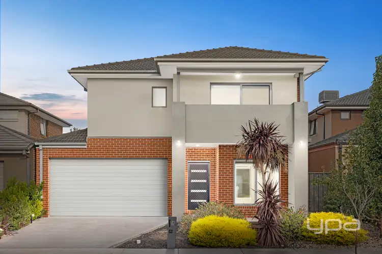 16 Cadley Avenue, Point Cook VIC 3030