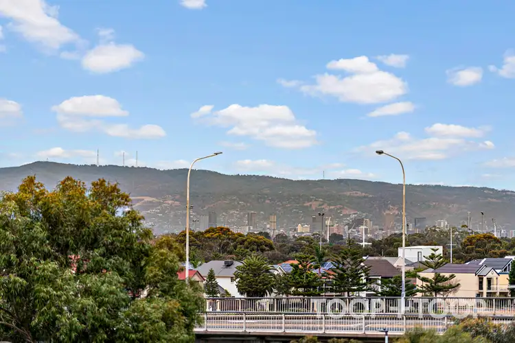 312/1-2 Tarni Court, New Port SA 5015