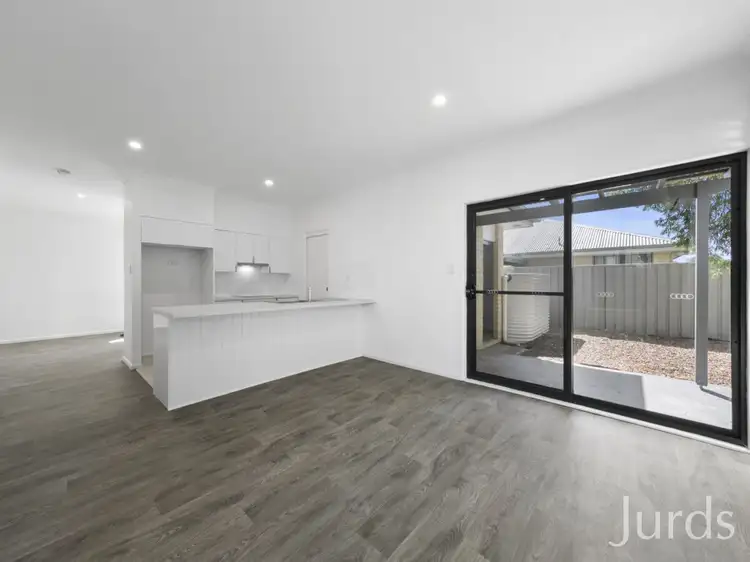 2/56A Anzac Avenue, Cessnock NSW 2325