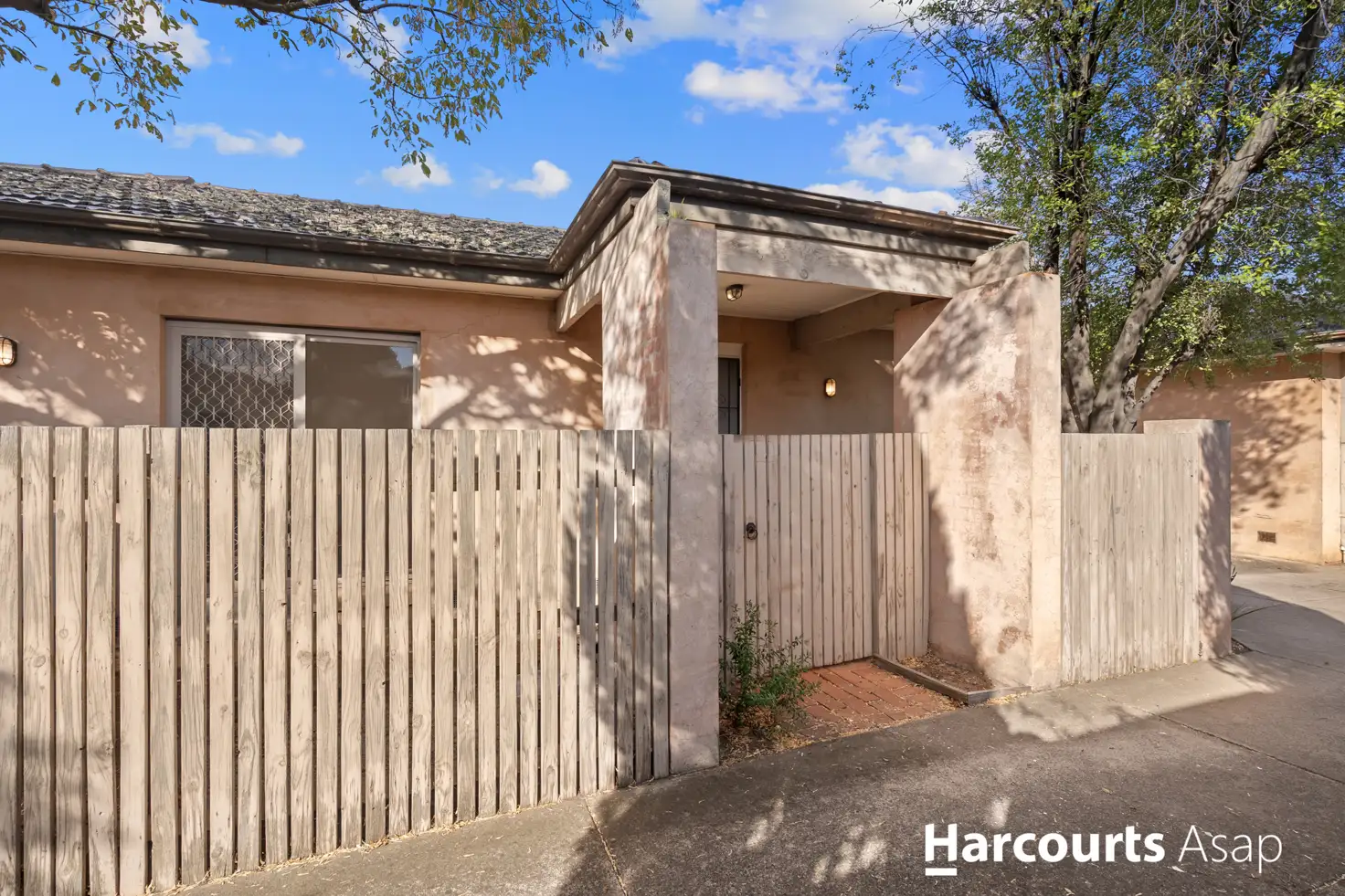 Main view of Homely unit listing, 2/11 Adelaide Street, Dandenong VIC 3175