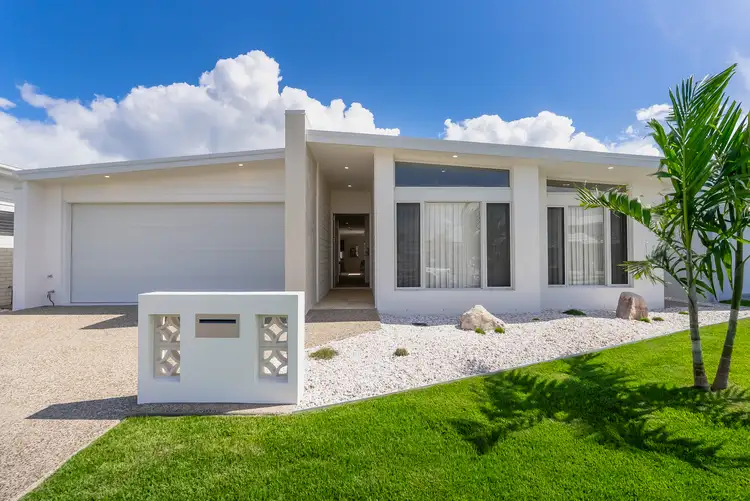 11 Cato Drive, Pelican Waters QLD 4551