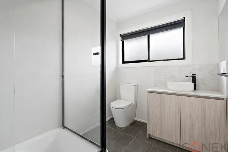 Fifth view of Homely house listing, 1/35 Darebin Dve, Thomastown VIC 3074