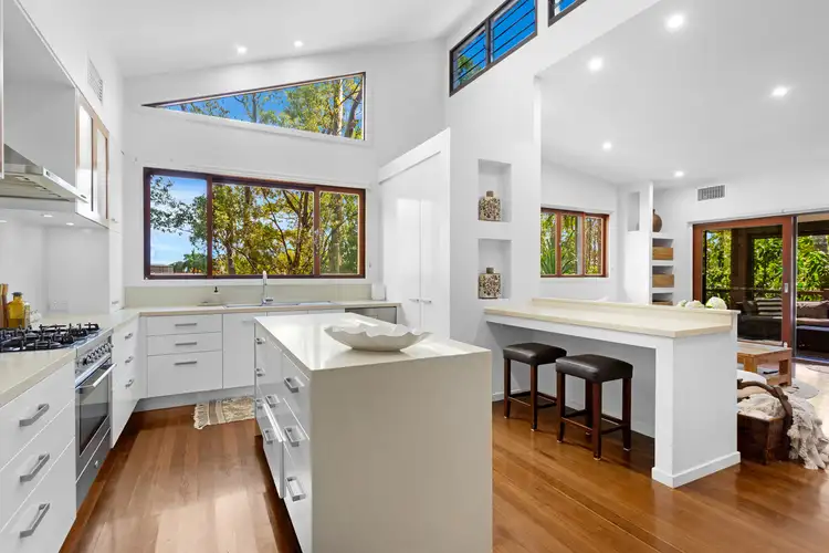 186 West Burleigh Road, Burleigh Heads QLD 4220