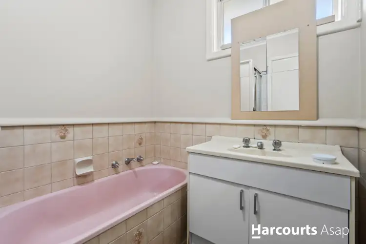 Fifth view of Homely unit listing, 1/28 Warbla Street, Dandenong North VIC 3175